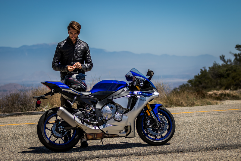 Illustration for article titled Yamaha Is Recalling Every 2015 R1 And R1M Over Various Ways They Might Kill You
